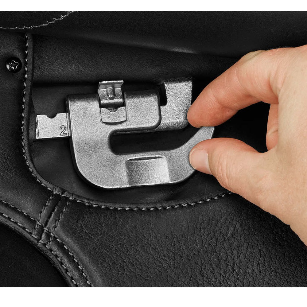 Bates Isabell Icon Dressage Saddle